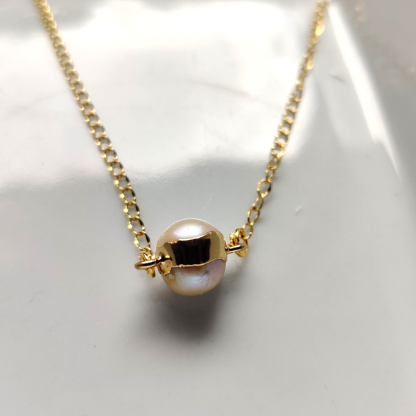 Real Pearl ( MOP ) Pendant in 18K Gold Plated Chain / Style - Round Pearl - Sparkleeng  Jewels