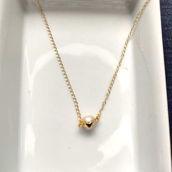 Real Pearl ( MOP ) Pendant in 18K Gold Plated Chain / Style - Round Pearl - Sparkleeng  Jewels