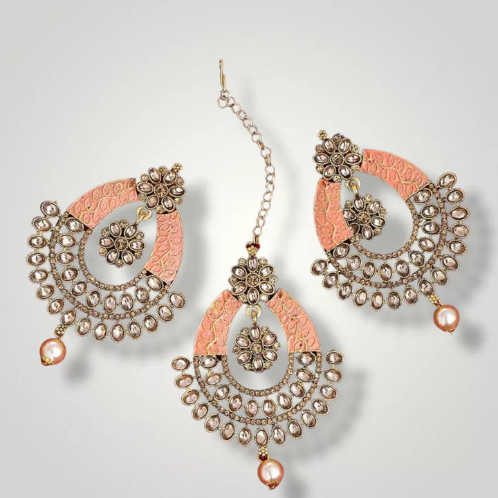 Peach Colour Polki Kundan Earrings with Maangtika - Sparkleeng  Jewels