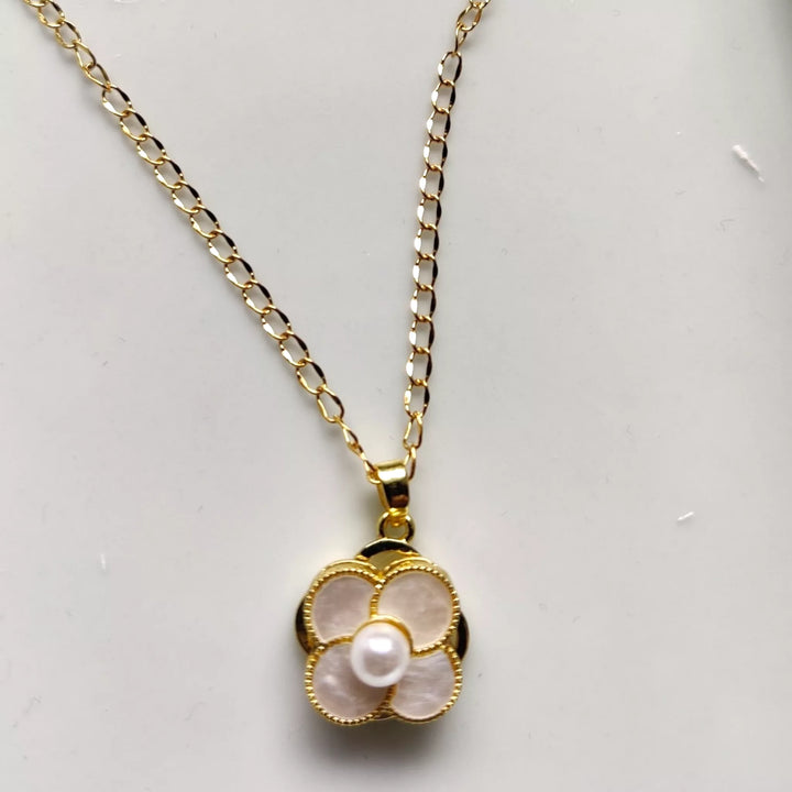 Revolving Flower Pendant & 18k Gold Plated Chain - Sparkleeng  Jewels