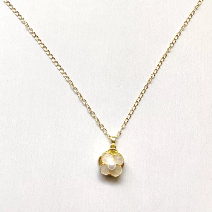 Revolving Flower Pendant & 18k Gold Plated Chain - Sparkleeng  Jewels