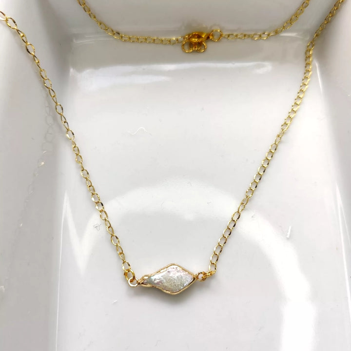 Real Pearl (MOP) Pendant in 18K Gold Plated Chain / Style - Oval Pearl - Sparkleeng  Jewels