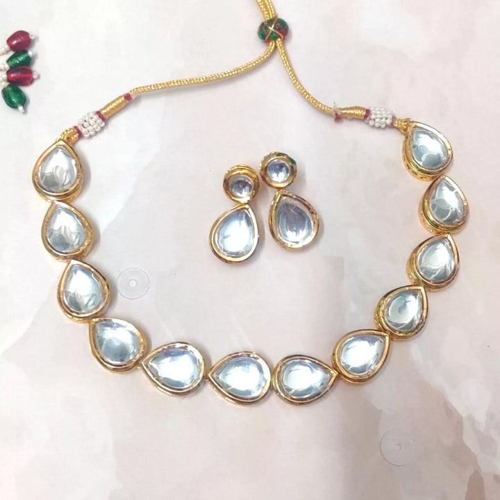 Classic Kundan / Polki Necklace Set - Sparkleeng Jewels